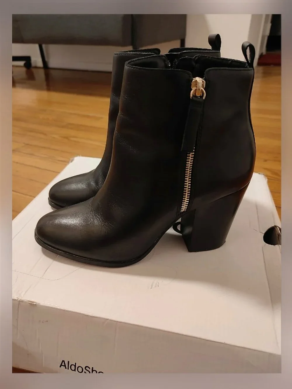 Black ALDO Ankle Boots – Size 9 – Worn Only Twice - Picture 2 of 4